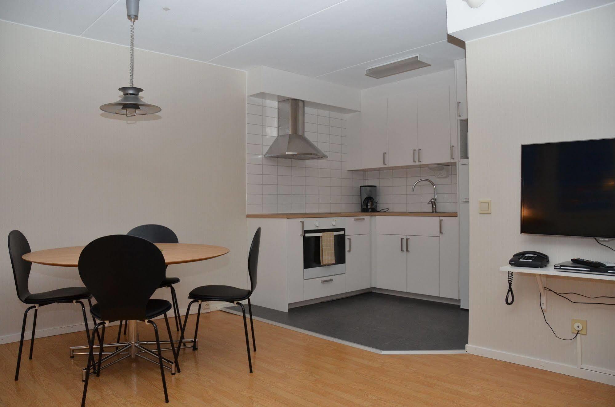 Simloc Hotel Drottninggatan أريبلوج المظهر الخارجي الصورة