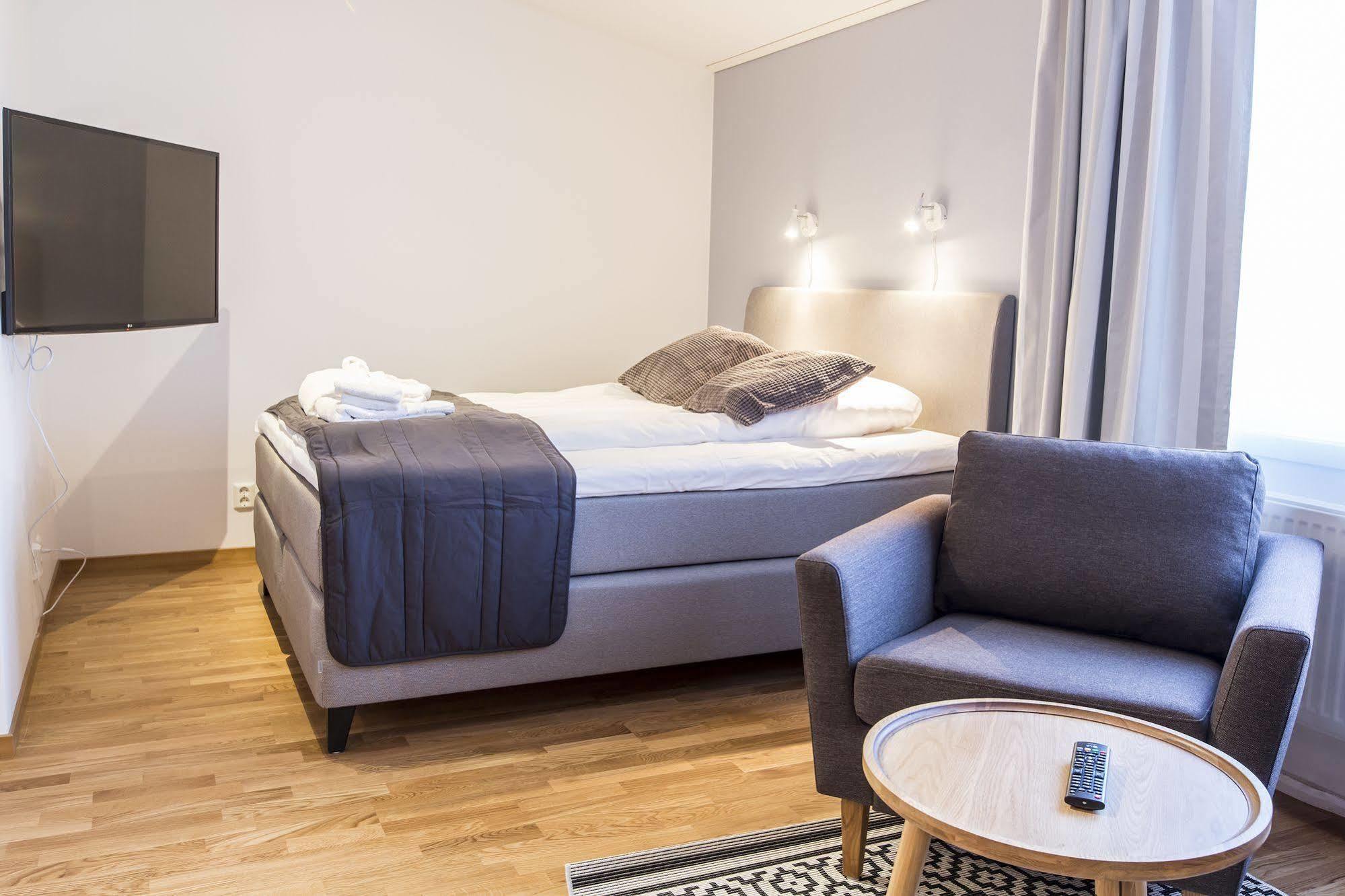 Simloc Hotel Drottninggatan أريبلوج المظهر الخارجي الصورة